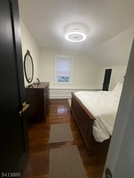 794 Lake St, Newark City, NJ 07104