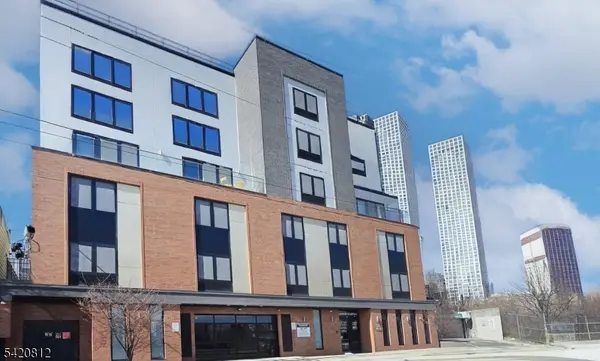 211 Baldwin Ave #403, Jersey City, NJ 07306