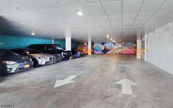 211 Baldwin Ave #403, Jersey City, NJ 07306