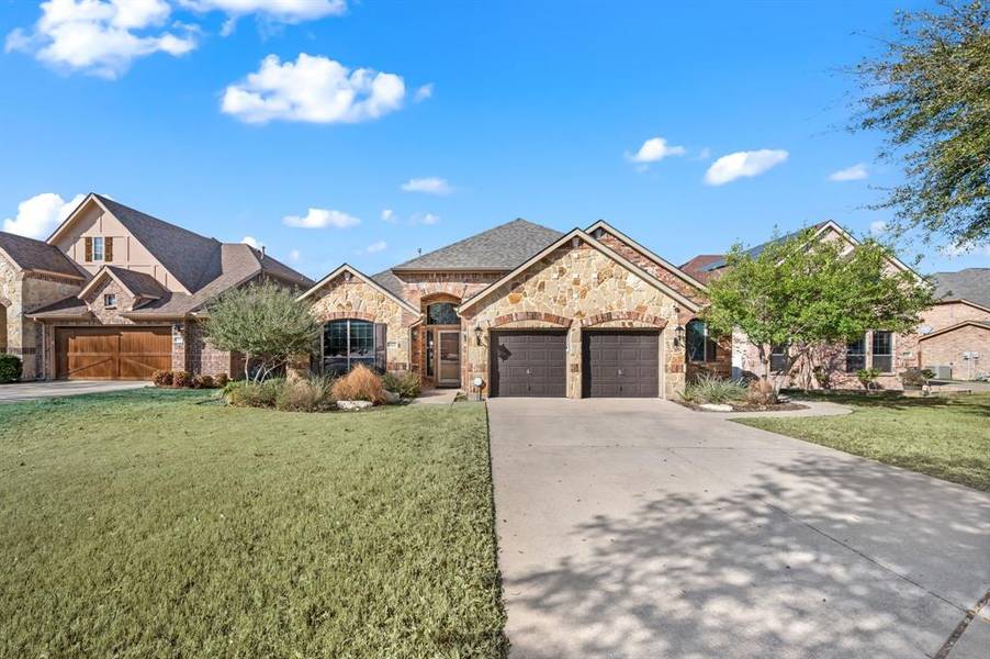 8121 Rock Elm Road, Fort Worth, TX 76131