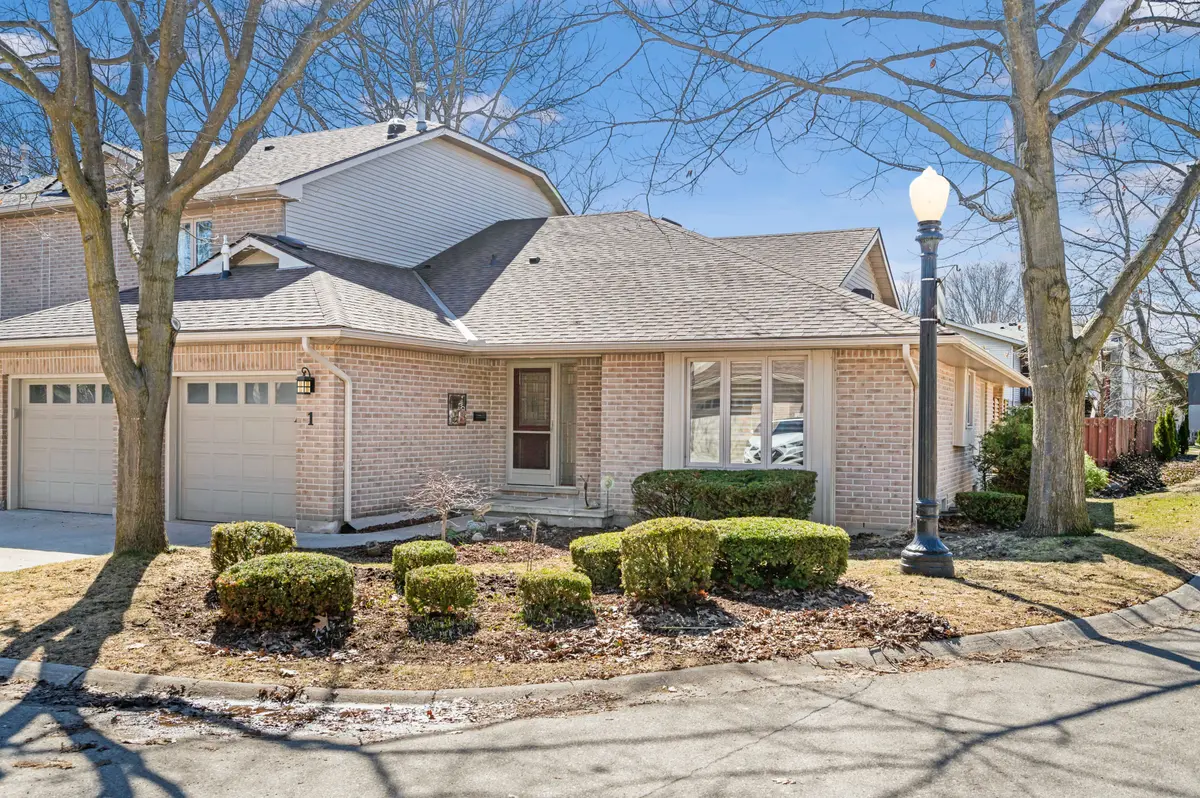 70 Glenroy RD #1, London South, ON N5Z 4W9