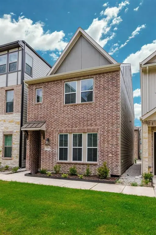 7572 Laburnam Road, Dallas, TX 75228