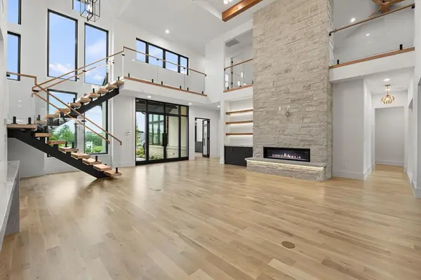 311 Longview Place, Heath, TX 75032