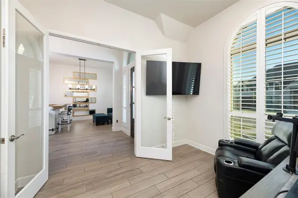 2837 Midlake Drive, Midlothian, TX 76065