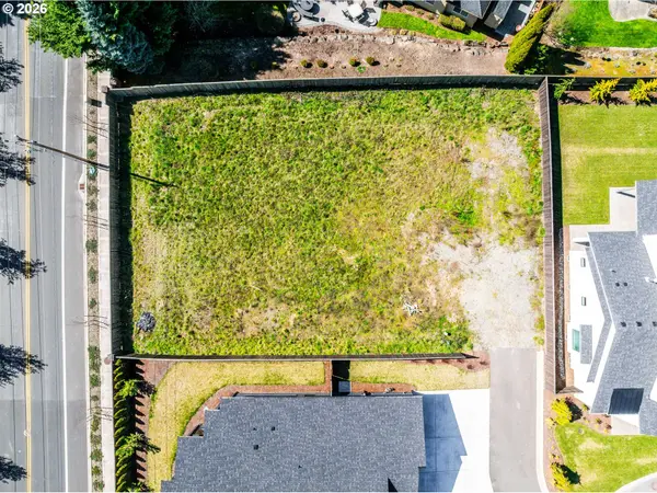 1215 NW 150TH ST, Vancouver, WA 98685