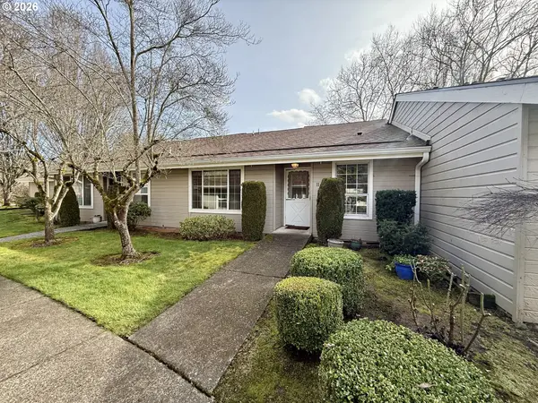 13775 SW Scholls Ferry RD SW #11, Beaverton, OR 97008