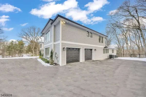 315 Freemans Ln, Franklin Lakes Boro, NJ 07417