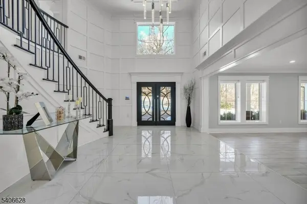 315 Freemans Ln, Franklin Lakes Boro, NJ 07417