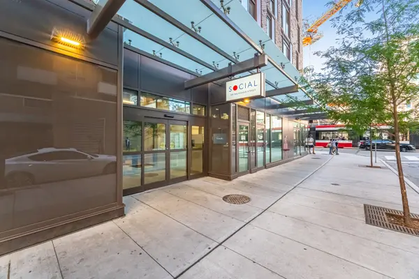 100 Dalhousie ST #1012, Toronto C08, ON M5B 0C7