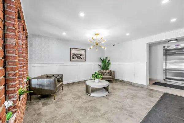 67 Richmond ST #504, Richmond Hill, ON L4C 3Y3