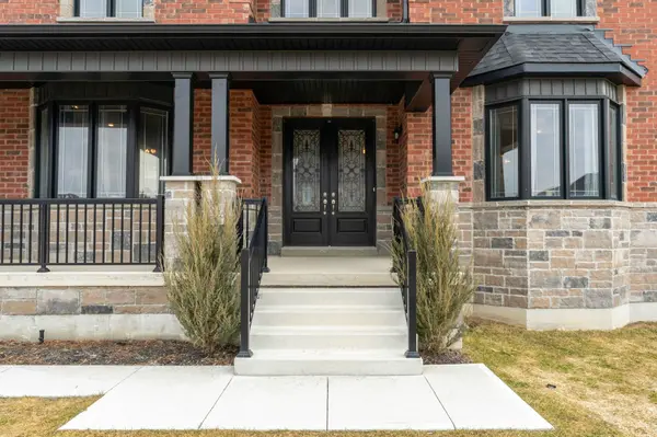 51 Wood CRES, Essa, ON L3W 0M5