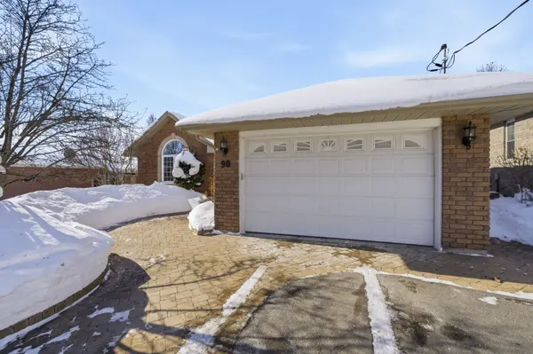 90 Pinnacle ST N, Brighton, ON K0K 1H0