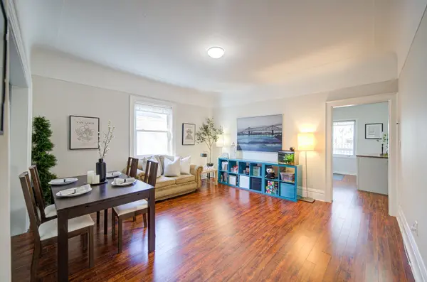 102 Royal AVE, Hamilton, ON L8S 2C6