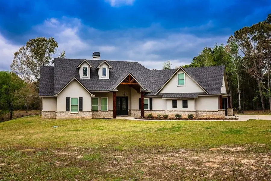 845 FM 31, De Berry, TX 75639