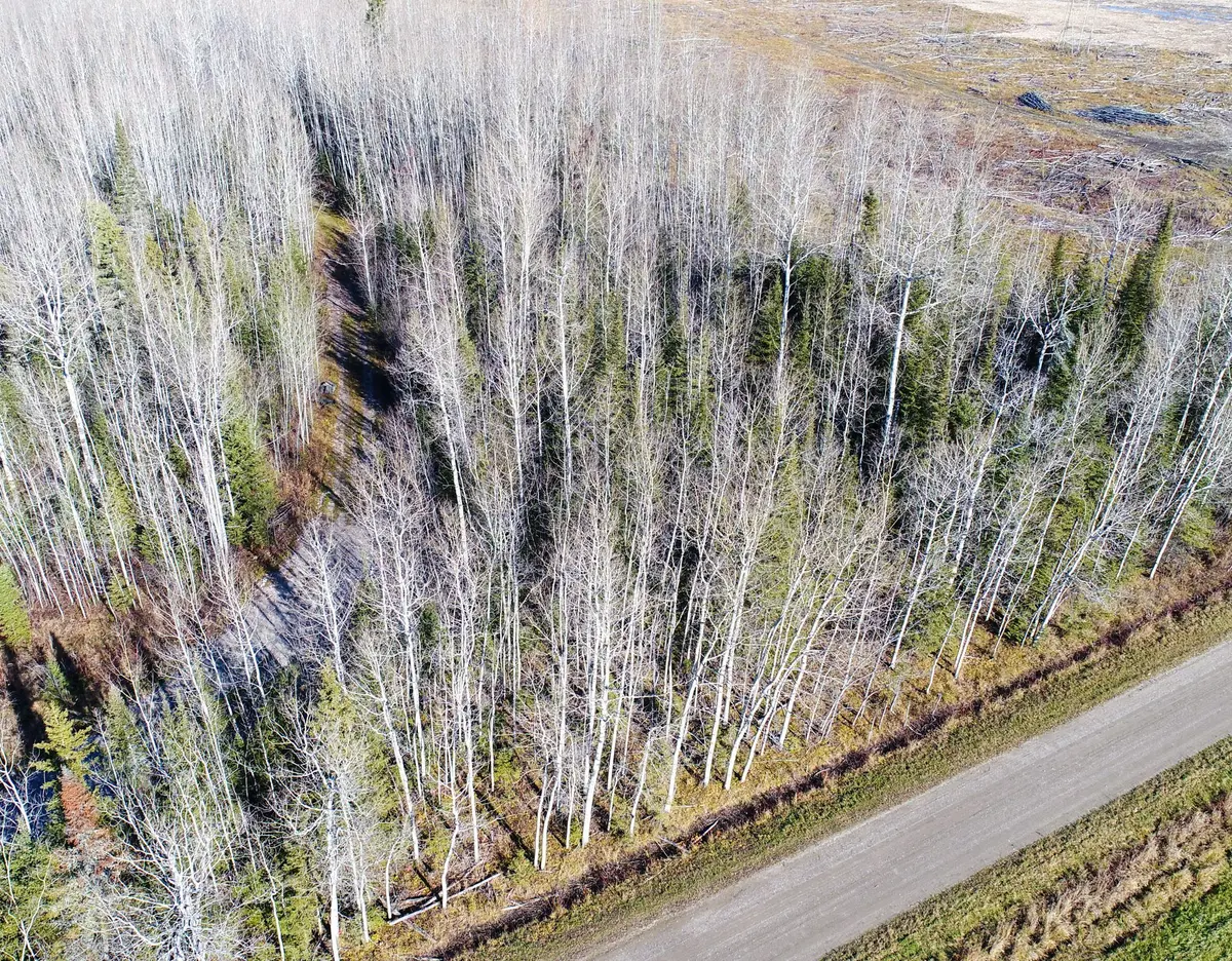 PT 4 Cabin RD, Englehart, ON P0J 1B0