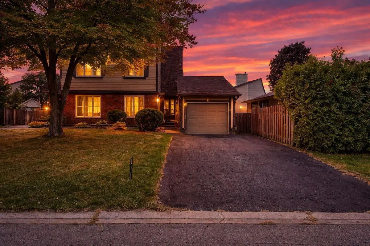 427 Mockingbird DR, Orleans - Cumberland And Area, ON K1E 2A8