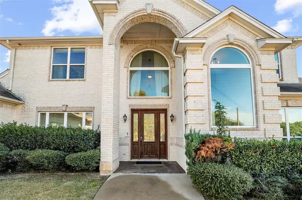 10601 Pack Saddle Trail, Fort Worth, TX 76108