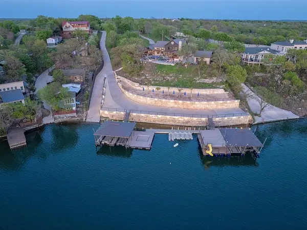 145 Lakeside Lane, Gainesville, TX 76240