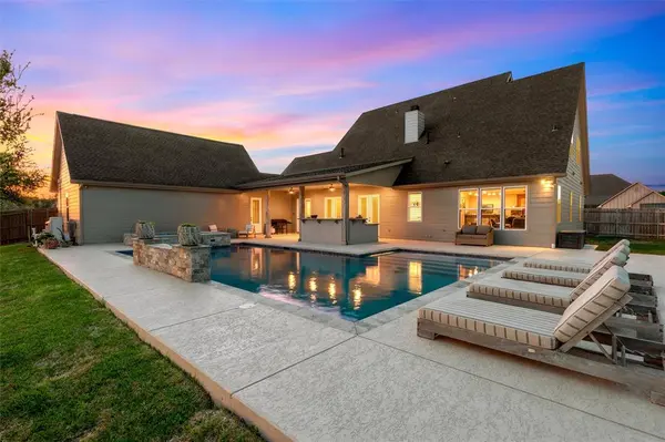 216 Wycliff Drive, China Spring, TX 76633