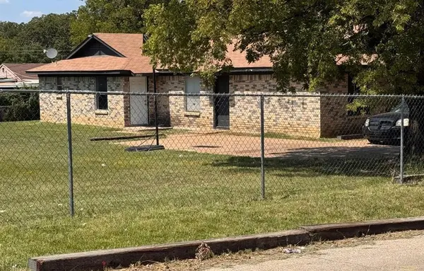 5336 Flamingo Road, Fort Worth, TX 76119