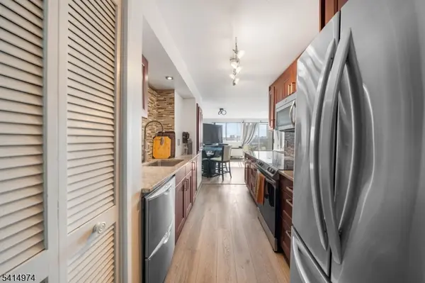 40 Fayette St #64, Perth Amboy City, NJ 08861