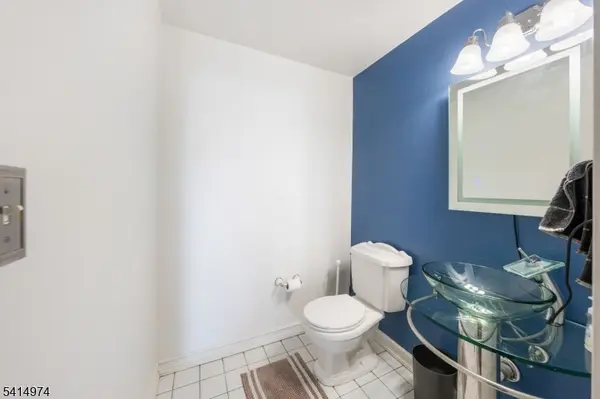 40 Fayette St #64, Perth Amboy City, NJ 08861