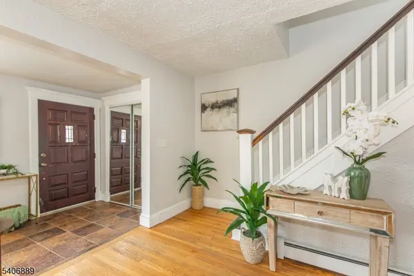 133 Forest Ave, Lyndhurst Twp., NJ 07071