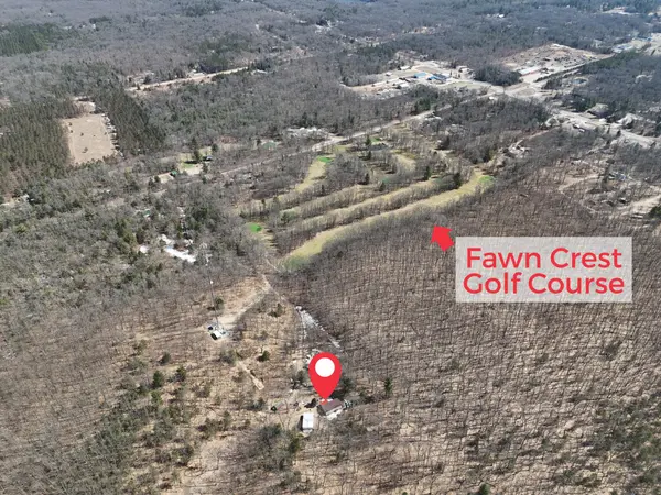 460 Seaman RD, Norman Twp, MI 49689