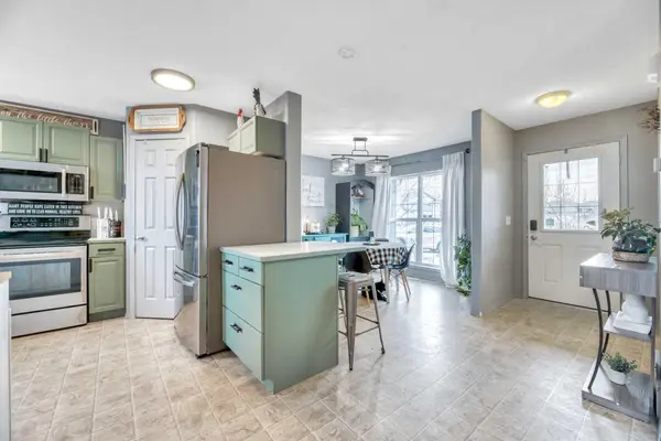 512 Highland Close, Strathmore, AB T1P 1A5