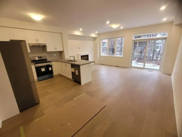 14 Rumi CT, Vaughan, ON L4J 0E6