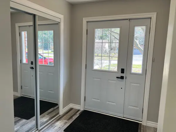 206 Little AVE, Barrie, ON L4N 6L1