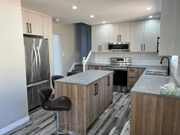 206 Little AVE, Barrie, ON L4N 6L1