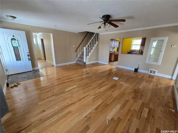 400 4th AVENUE E, Assiniboia, SK S0H 0B0