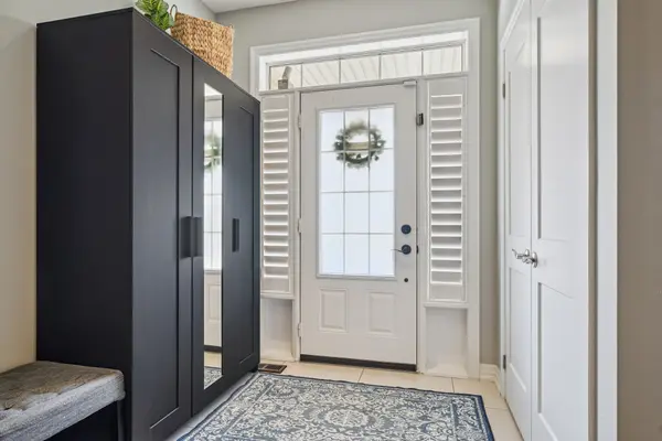 65 Hanson CRES, Milton, ON L9T 8L4