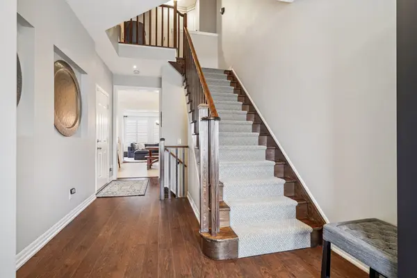 65 Hanson CRES, Milton, ON L9T 8L4