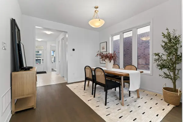 1488 Melville Bonus CRES, Milton, ON L9E 2H2