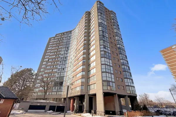 40 Richview RD #2009, Toronto W09, ON M9A 5C1