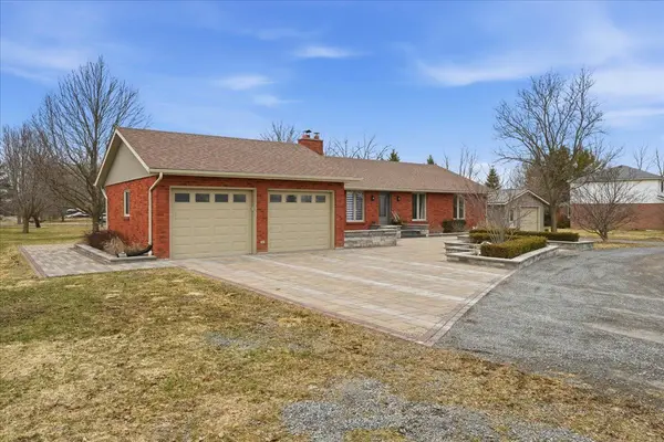 300 Farnham RD, Belleville, ON K8N 0P1