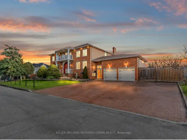 33 Redberry Pkwy, Toronto W04, ON M6L 2J7