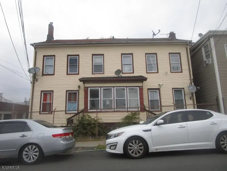 38-40 Redwood Ave, Paterson City, NJ 07522