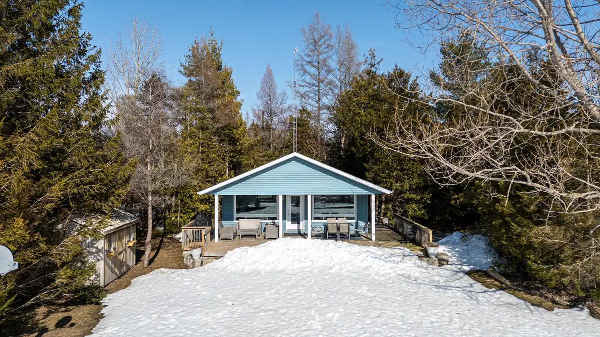 1208 Sunset DR, South Bruce Peninsula, ON N0H 2T0
