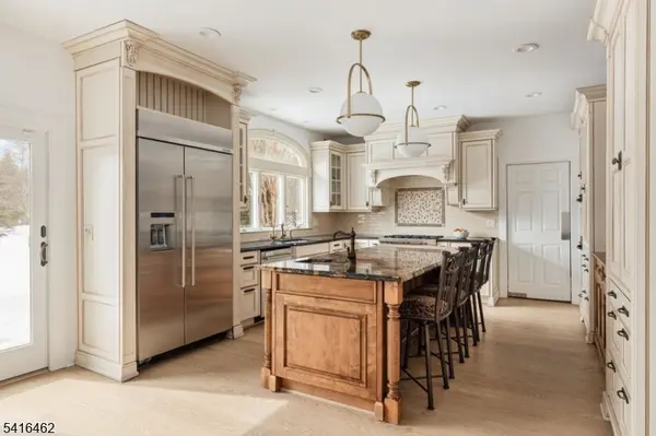 12 Quail Run, Randolph Twp., NJ 07869