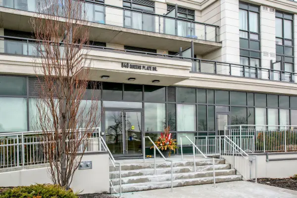 840 Queens Plate DR #605, Toronto W10, ON M9W 7J9
