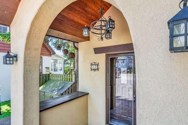 42 Forty First ST, Toronto W06, ON M8W 3N6