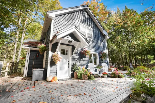 1005 Osgoode RD, Minden Hills, ON K0M 2K0