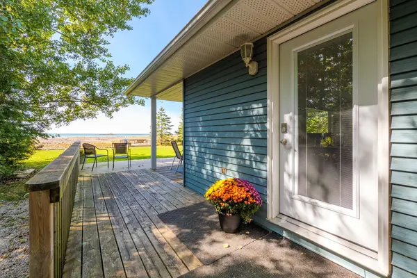 1208 Sunset DR, South Bruce Peninsula, ON N0H 2T0