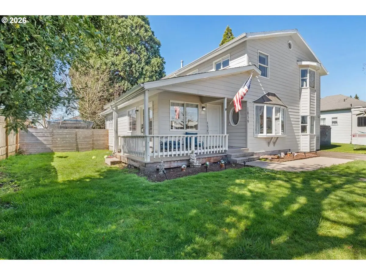 1039 N 4TH AVE, Stayton, OR 97383
