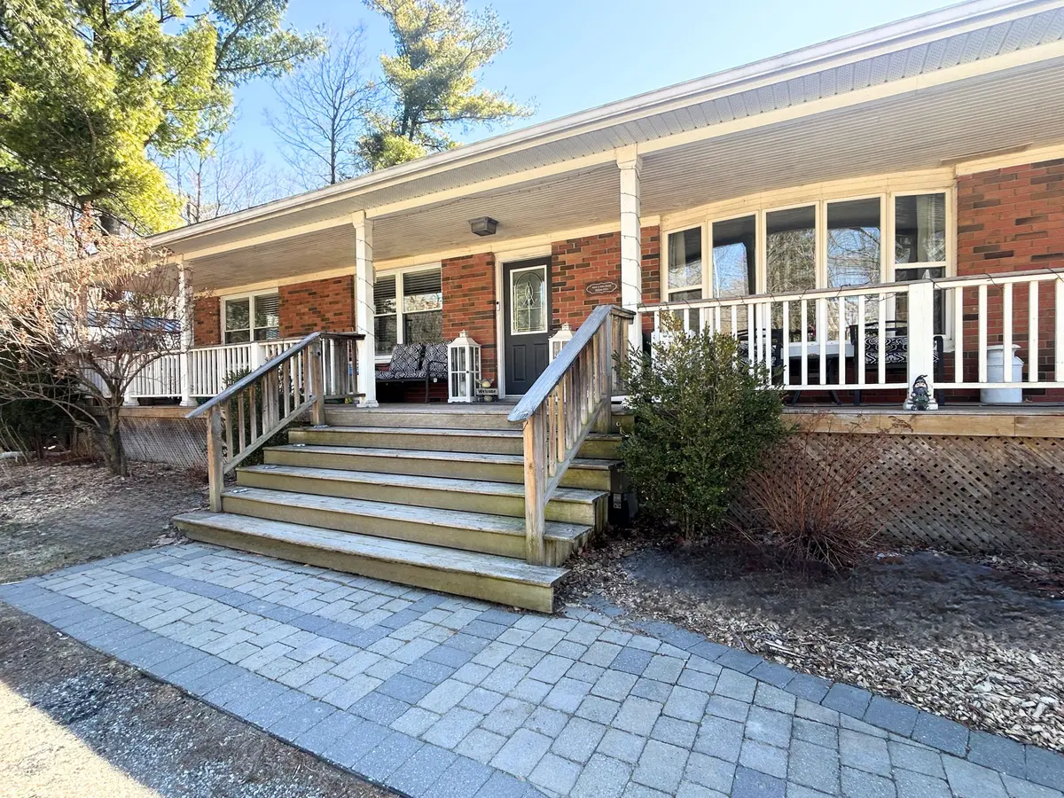 6508 17 Side Road, Halton Hills, ON L7J 2M1