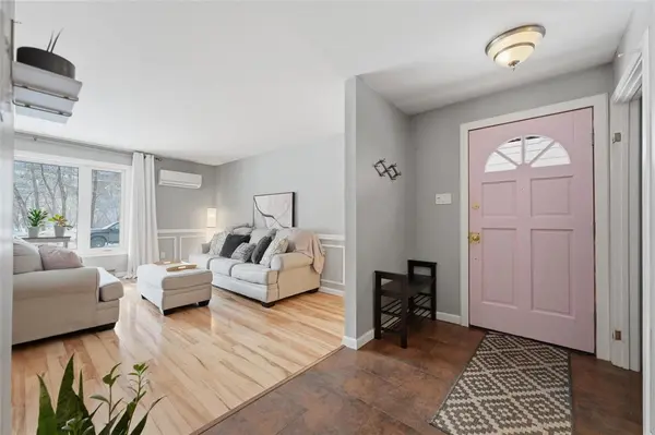 120 Wilmot PL, Winnipeg, MB R3L 2K1