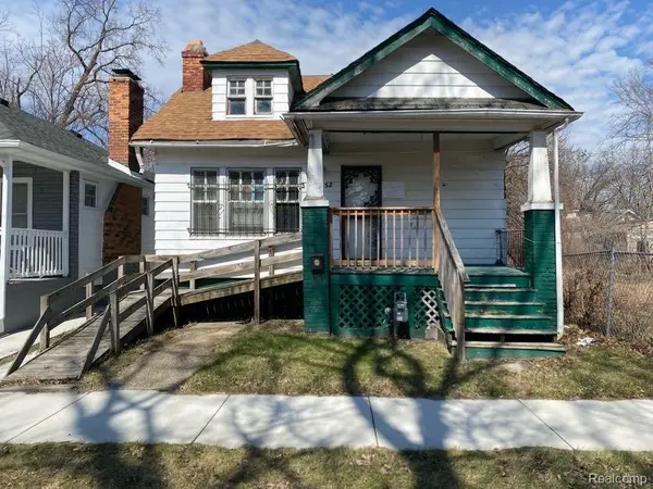 1952 Louise ST, Detroit, MI 48203